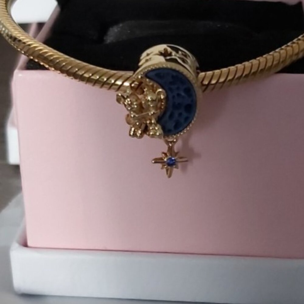 PANDORA *Retired* Sterling Silver & 14K Gold-Plated Disney Mickey & Minnie - Picture 14 of 16